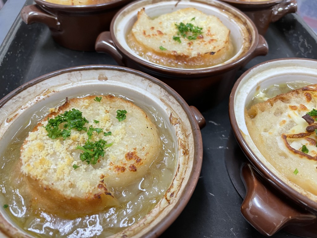 オニオングラタンスープ